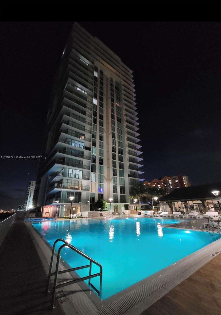 Parque Towers at 300 Sunny Isles Blvd, Sunny Isles Beach, FL 33160 - For Rent photo 23