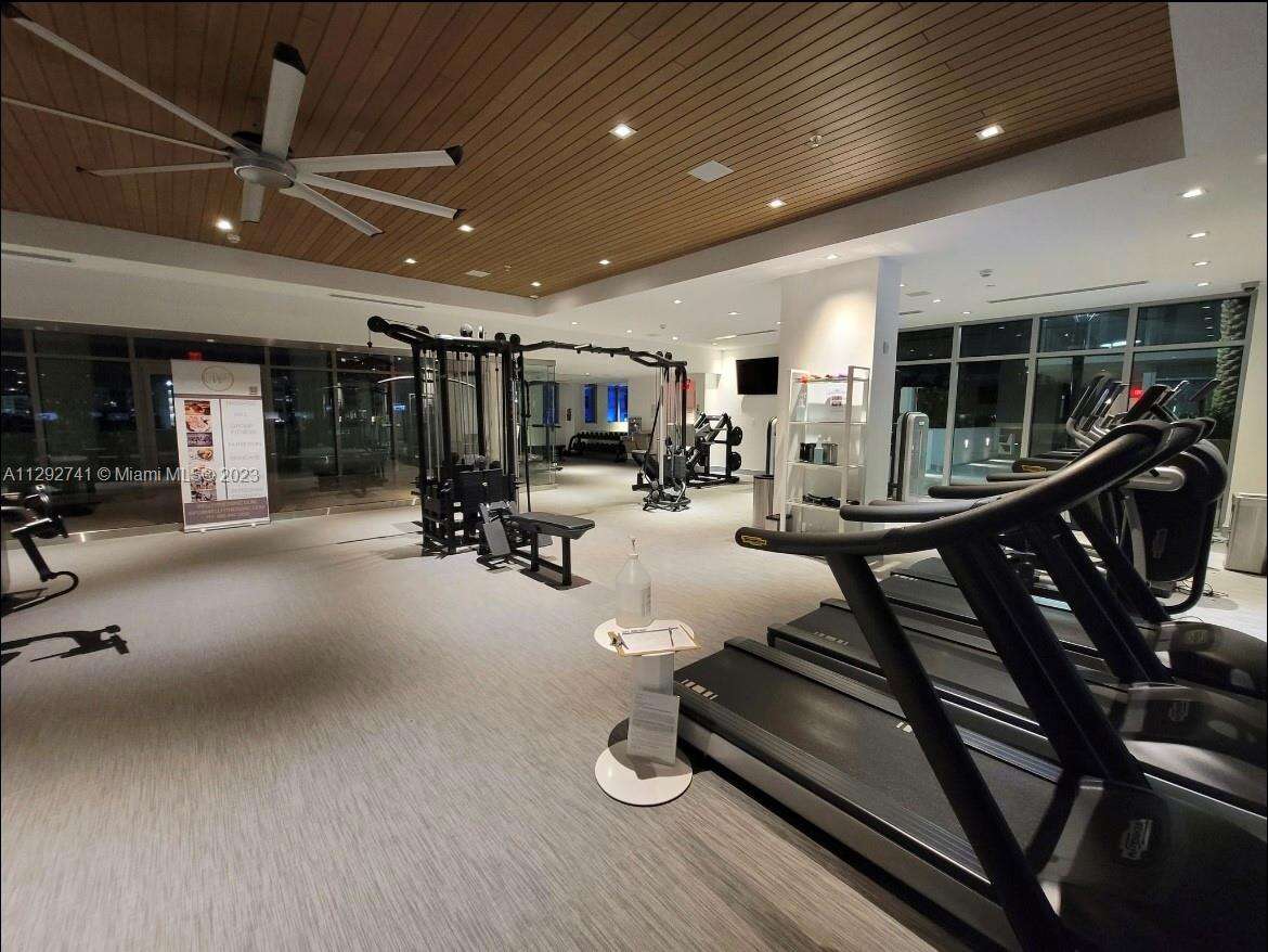 Parque Towers at 300 Sunny Isles Blvd, Sunny Isles Beach, FL 33160 - For Rent photo 24