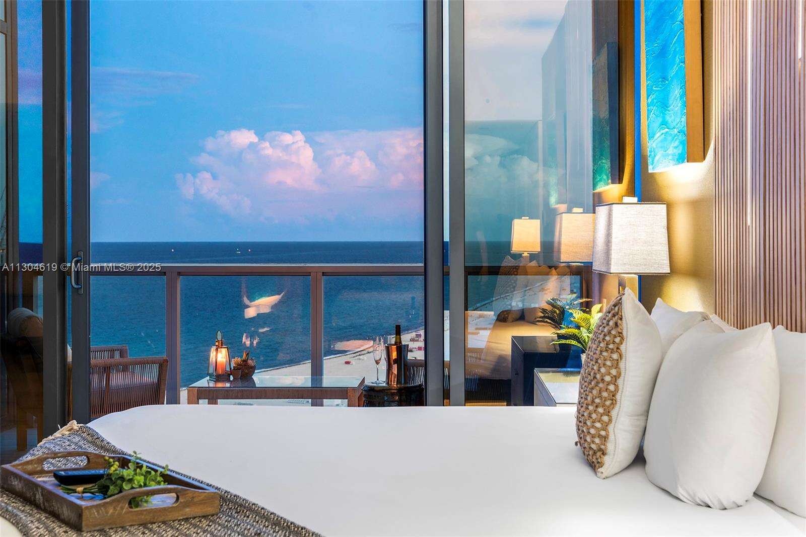 W South Beach at 2201 Collins Ave, Miami Beach, FL 33139 - For Rent photo 23