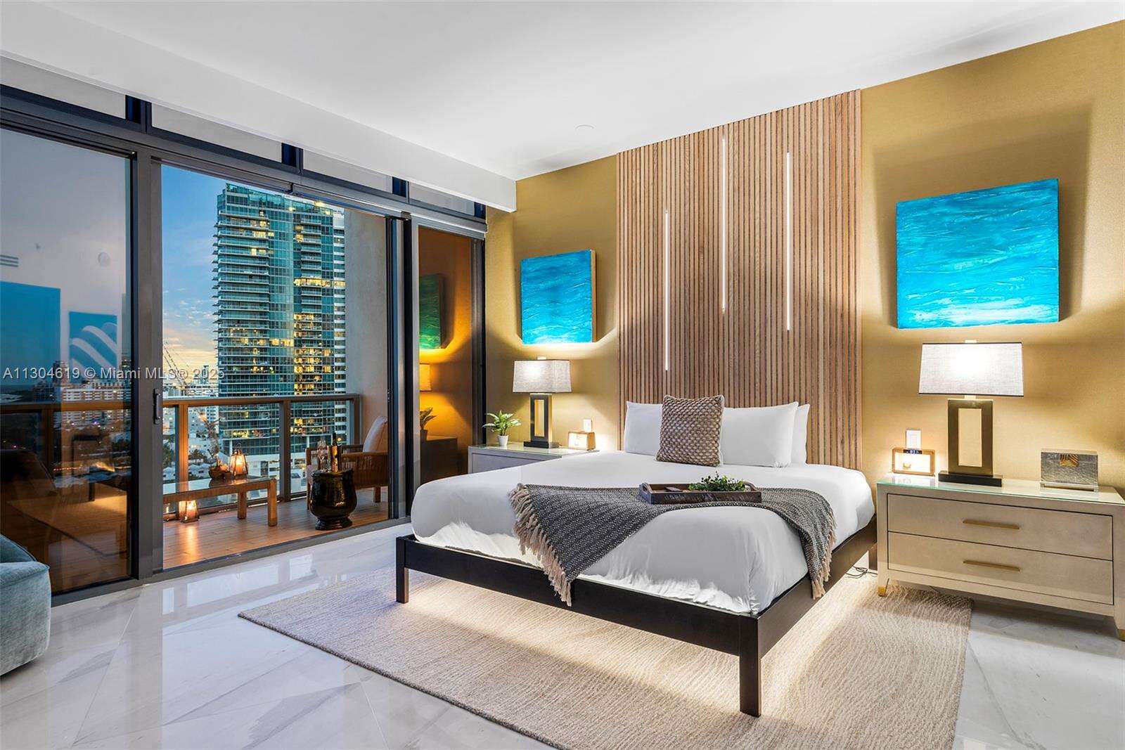 W South Beach at 2201 Collins Ave, Miami Beach, FL 33139 - For Rent photo 26