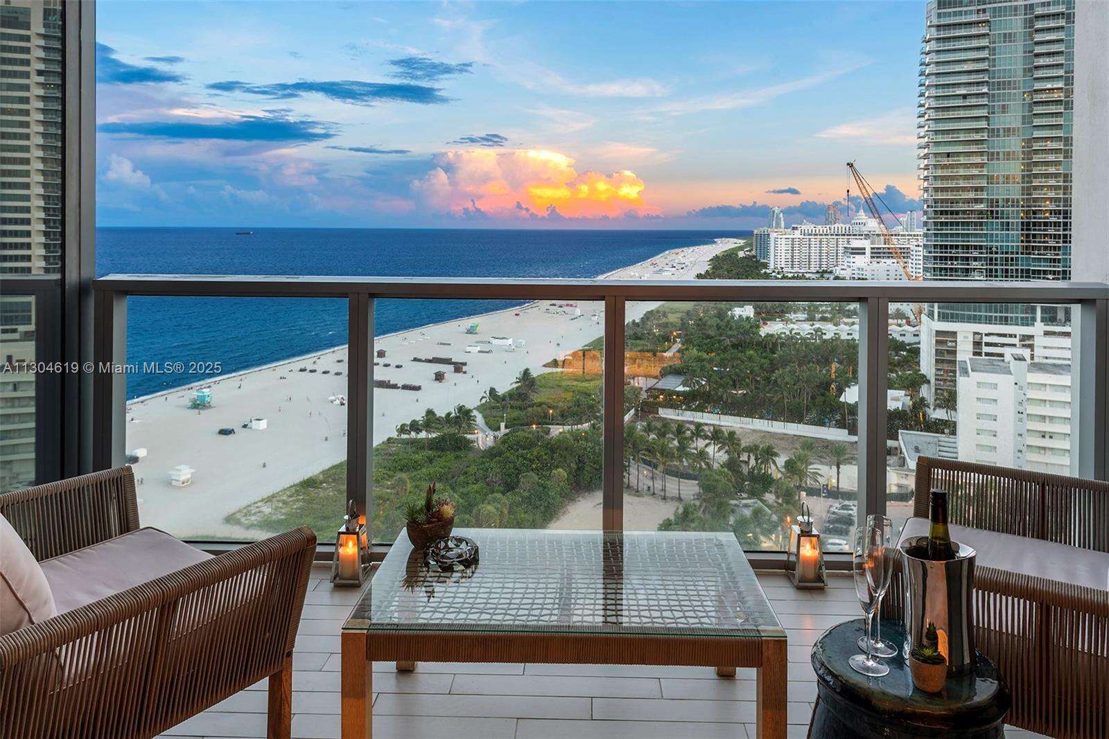 W South Beach at 2201 Collins Ave, Miami Beach, FL 33139 - For Rent photo 29