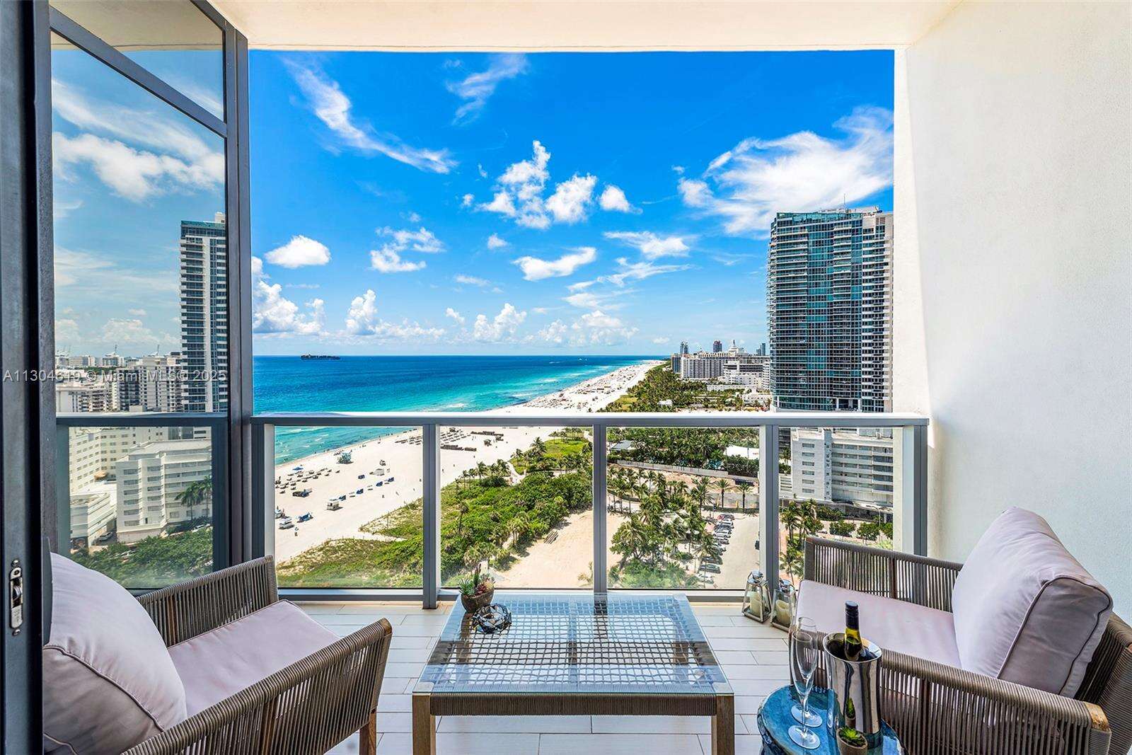 W South Beach at 2201 Collins Ave, Miami Beach, FL 33139 - For Rent photo 5