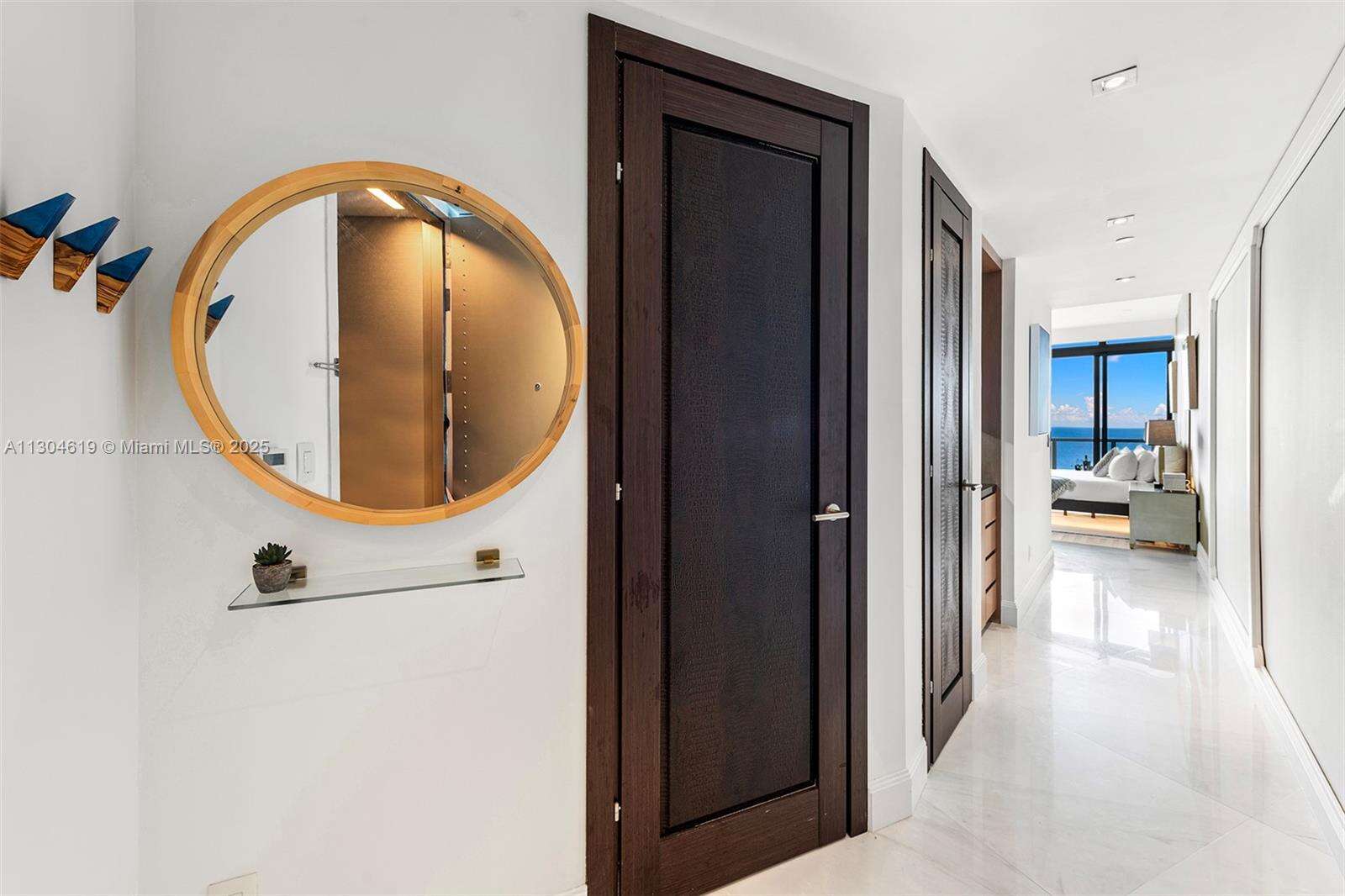 W South Beach at 2201 Collins Ave, Miami Beach, FL 33139 - For Rent photo 6