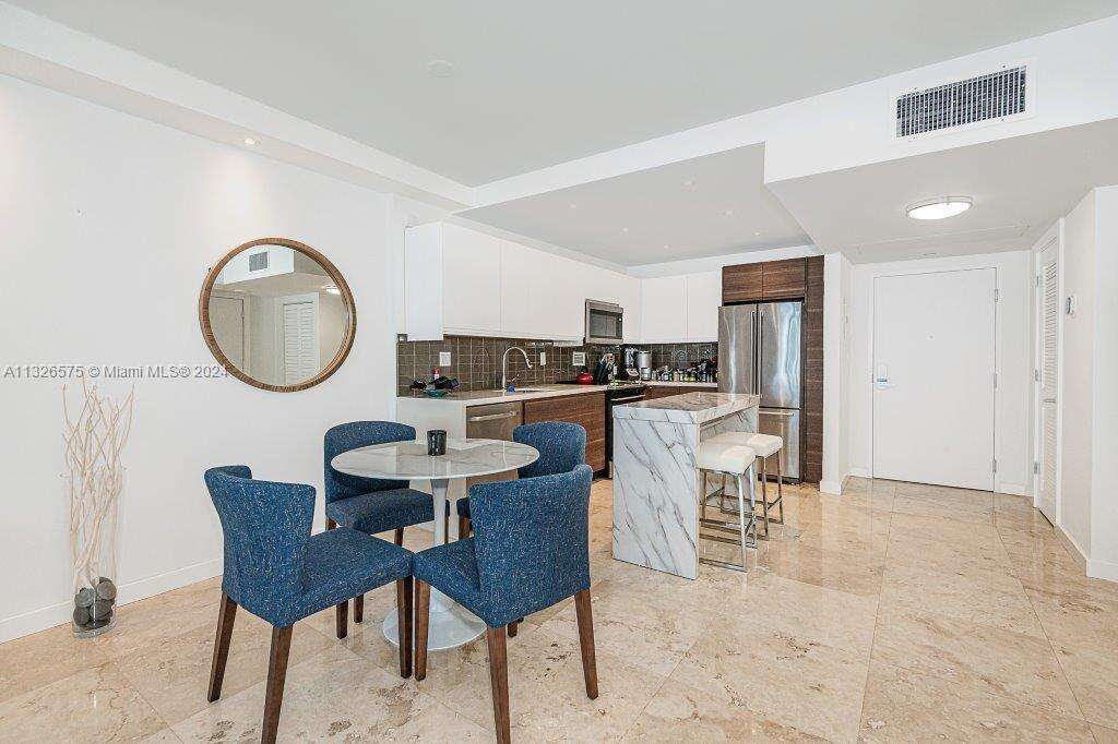Roney Palace at 2301 Collins Ave, Miami Beach, FL 33139 - For Rent photo 15