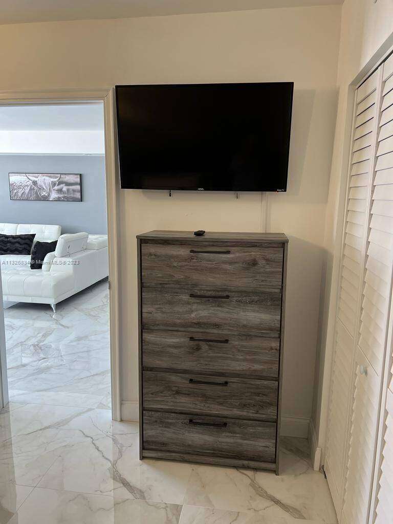 Sea Air Towers at 3725 Ocean Dr, Hollywood, FL 33019 - For Rent photo 15
