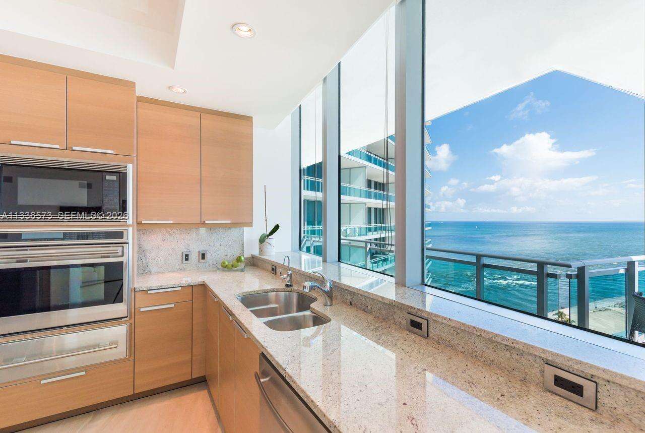 The Ritz Carlton Condos For Sale & Rent at 10295 Collins Ave, Bal Harbour, FL 33154 - For Rent photo 12