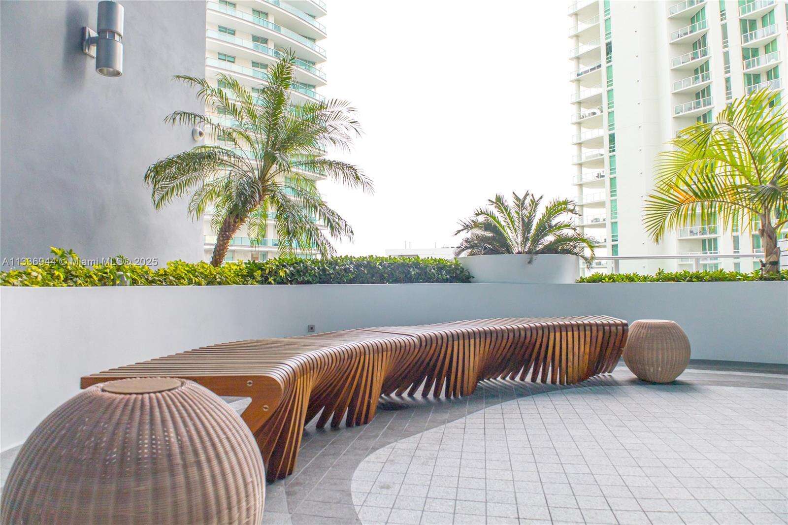 Brickell House at 1300 Brickell Bay Dr, Miami, FL 33131 - For Rent photo 25
