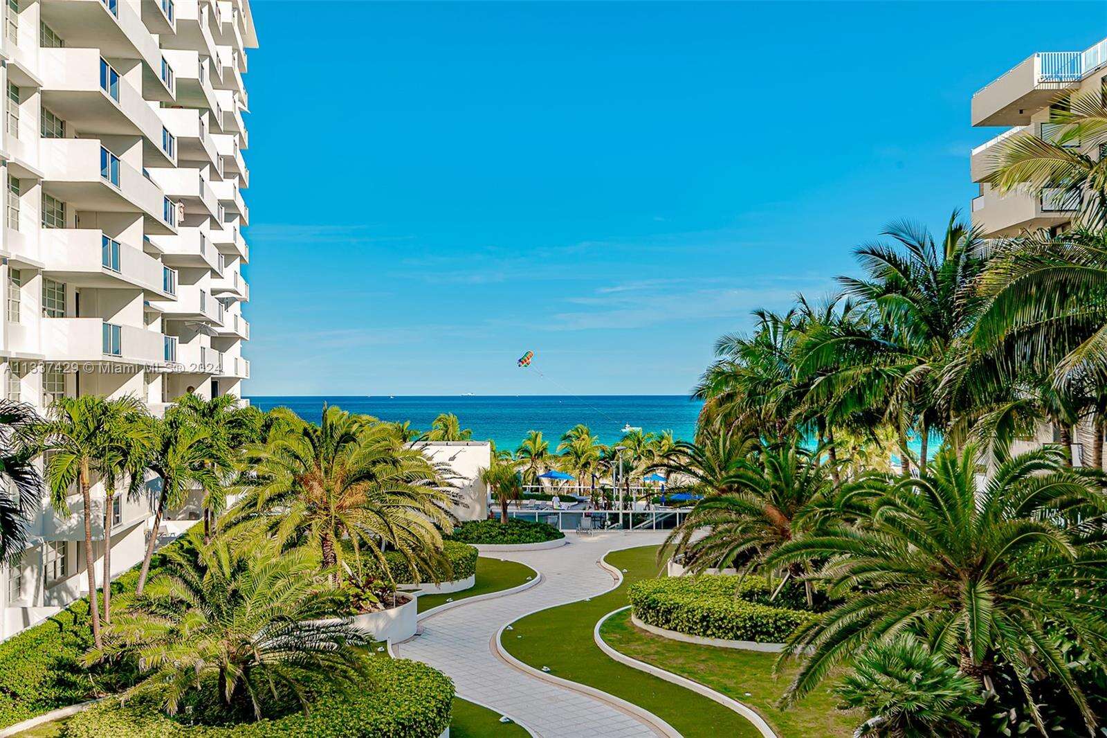 Decoplage at 100 Lincoln Rd, Miami Beach, FL 33139 - For Rent photo 14