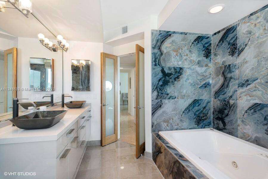 1500 Ocean Drive at Miami Beach, FL 33139 - For Rent photo 14