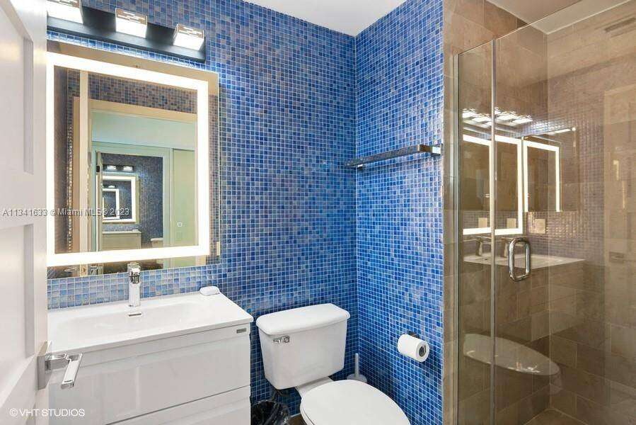 1500 Ocean Drive at Miami Beach, FL 33139 - For Rent photo 17