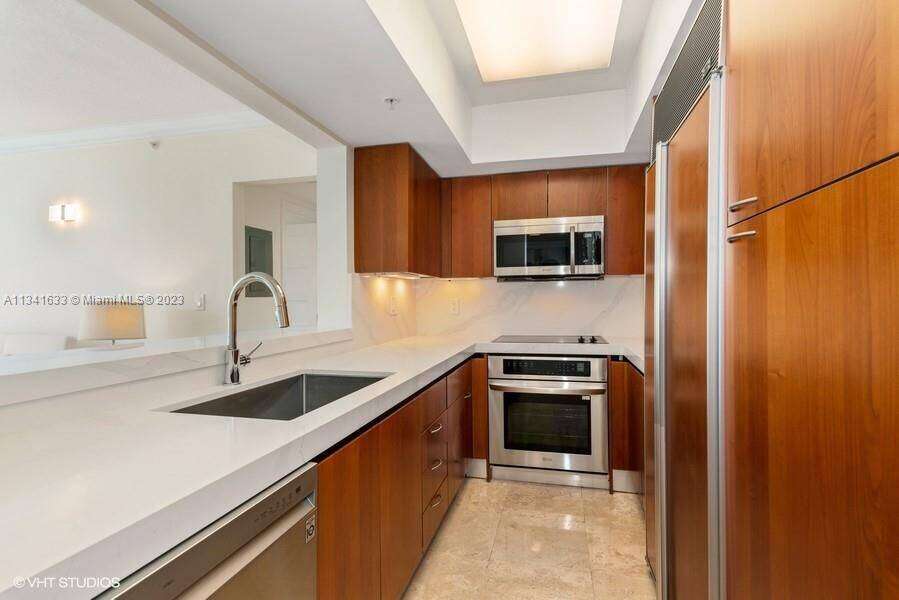 1500 Ocean Drive at Miami Beach, FL 33139 - For Rent photo 10