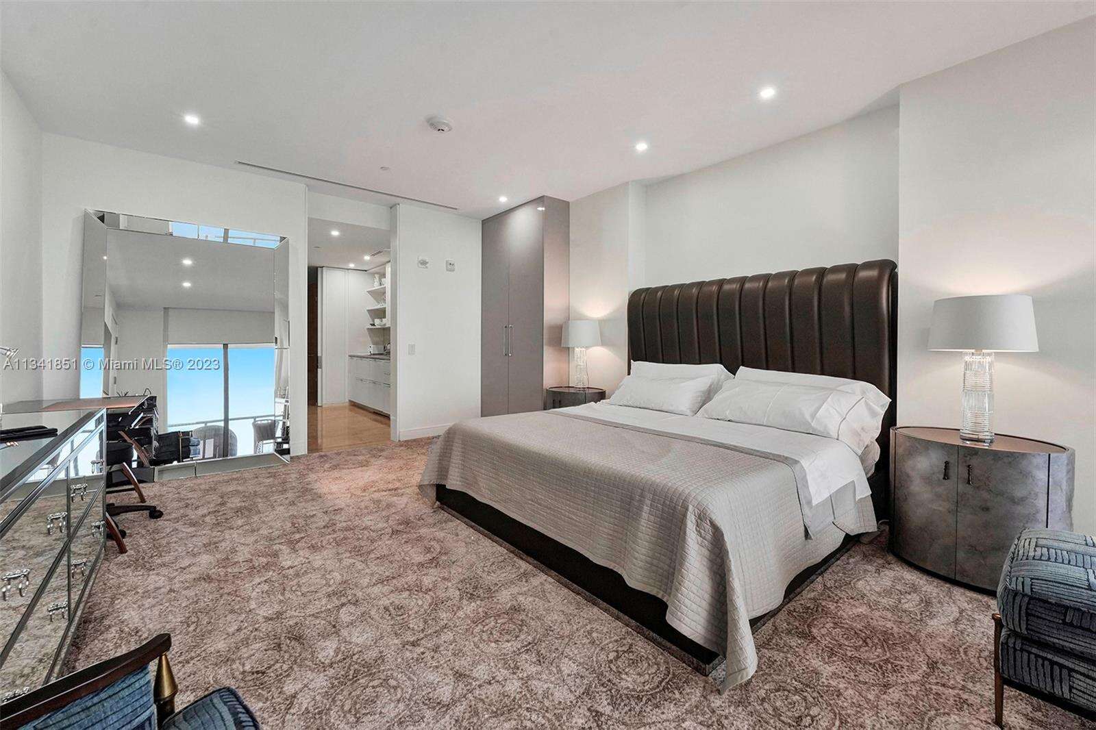 St Regis Center Tower at 9703 Collins Ave, Bal Harbour, FL 33154 - For Rent photo 7