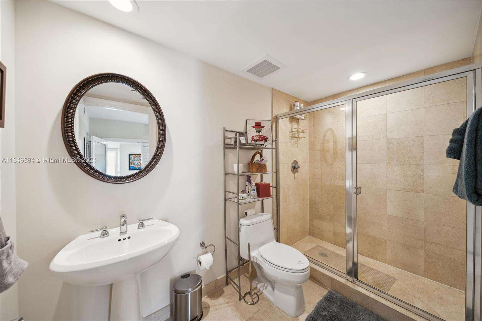 The Beach Club Two at 1830 Ocean Dr, Hallandale Beach, FL 33009 - For Rent photo 24