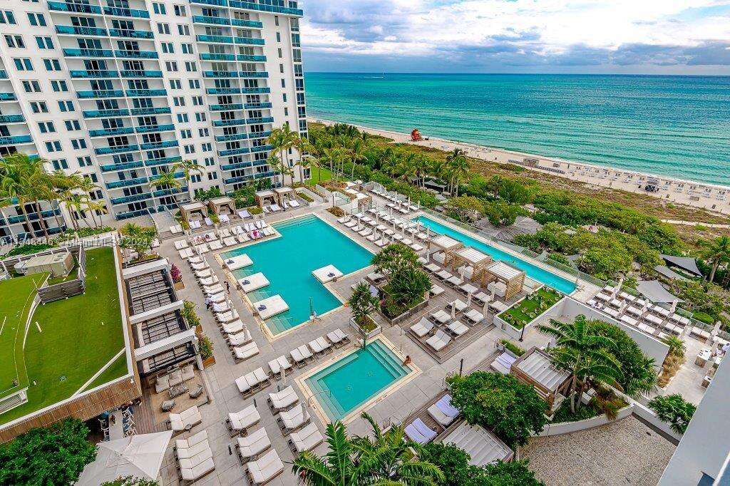 Roney Palace at 2301 Collins Ave, Miami Beach, FL 33139 - For Rent photo 3
