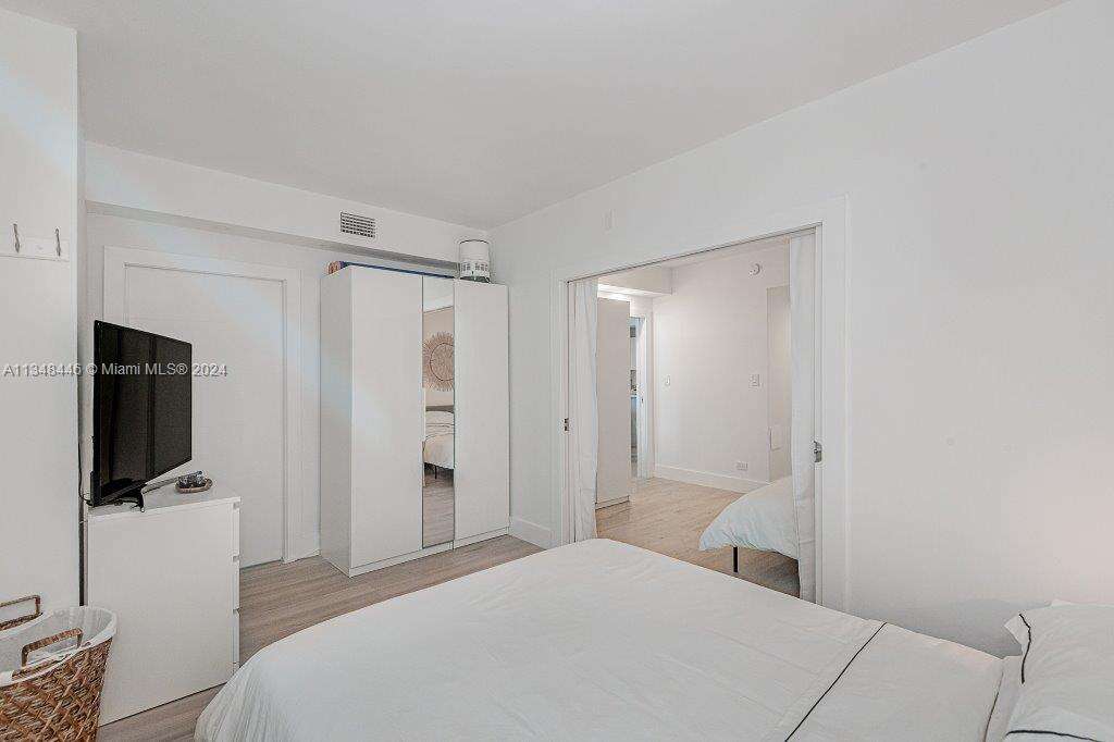 Roney Palace at 2301 Collins Ave, Miami Beach, FL 33139 - For Rent photo 10