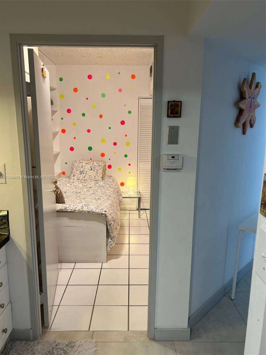 Decoplage at 100 Lincoln Rd, Miami Beach, FL 33139 - For Rent photo 28