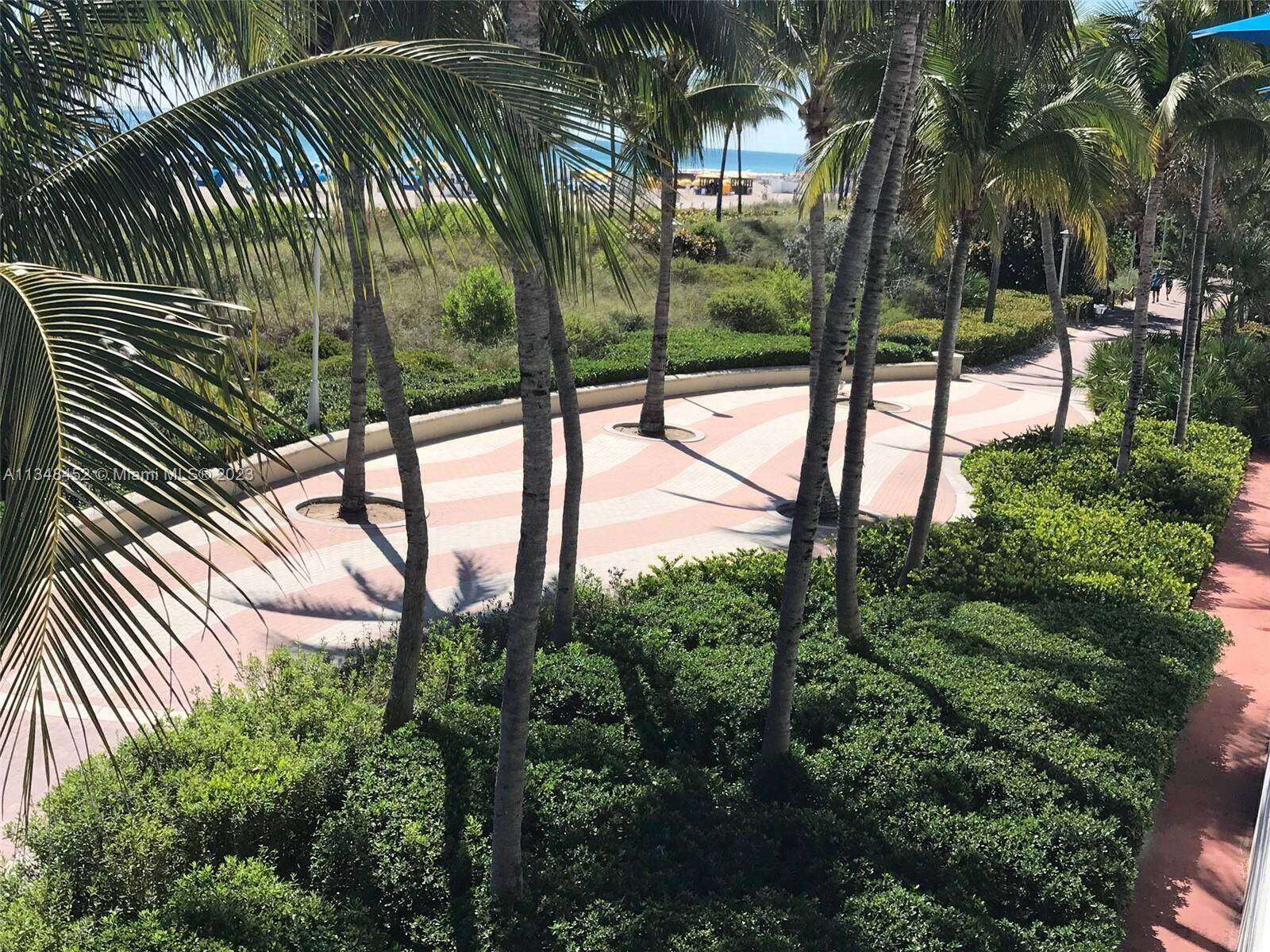 Decoplage at 100 Lincoln Rd, Miami Beach, FL 33139 - For Rent photo 69