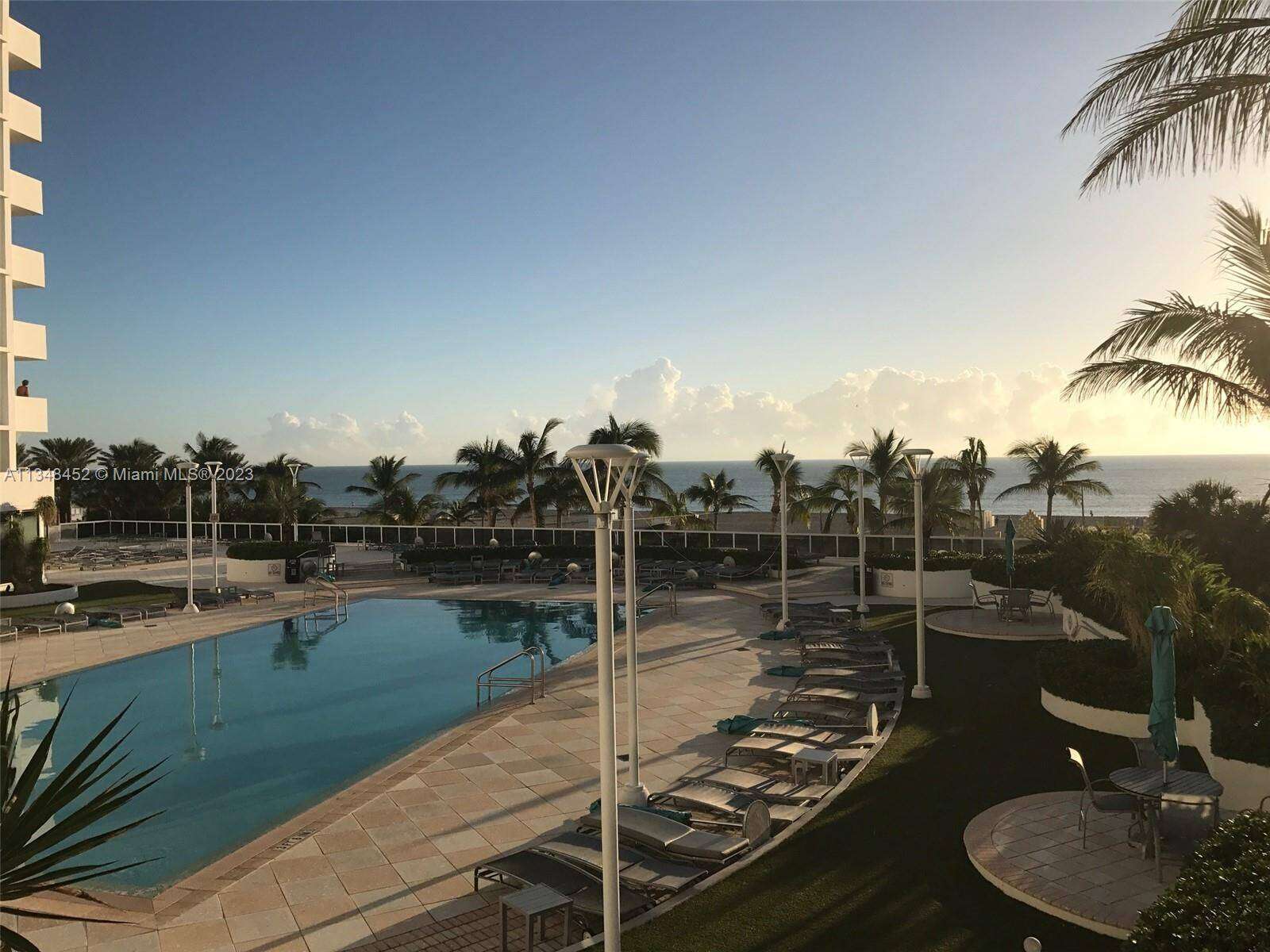 Decoplage at 100 Lincoln Rd, Miami Beach, FL 33139 - For Rent photo 71