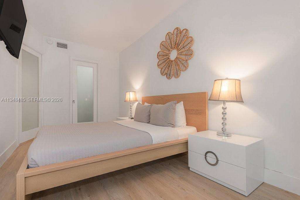 Roney Palace at 2301 Collins Ave, Miami Beach, FL 33139 - For Rent photo 14