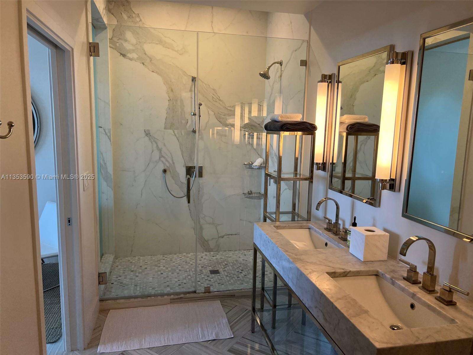 Decoplage at 100 Lincoln Rd, Miami Beach, FL 33139 - For Rent photo 30