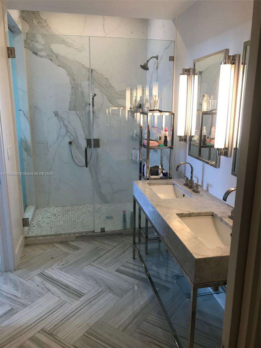 Decoplage at 100 Lincoln Rd, Miami Beach, FL 33139 - For Rent photo 32