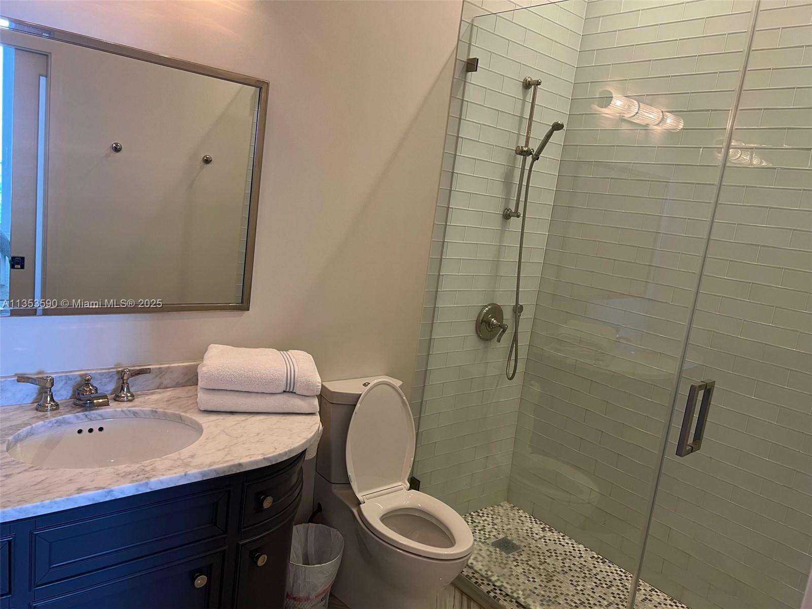 Decoplage at 100 Lincoln Rd, Miami Beach, FL 33139 - For Rent photo 39