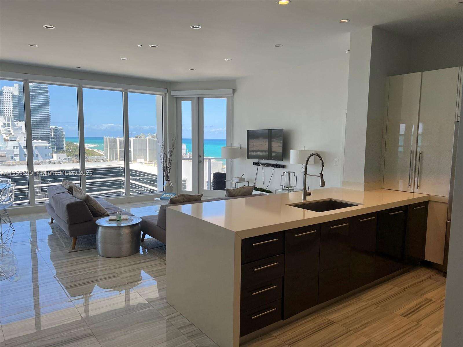 Decoplage at 100 Lincoln Rd, Miami Beach, FL 33139 - For Rent photo 6