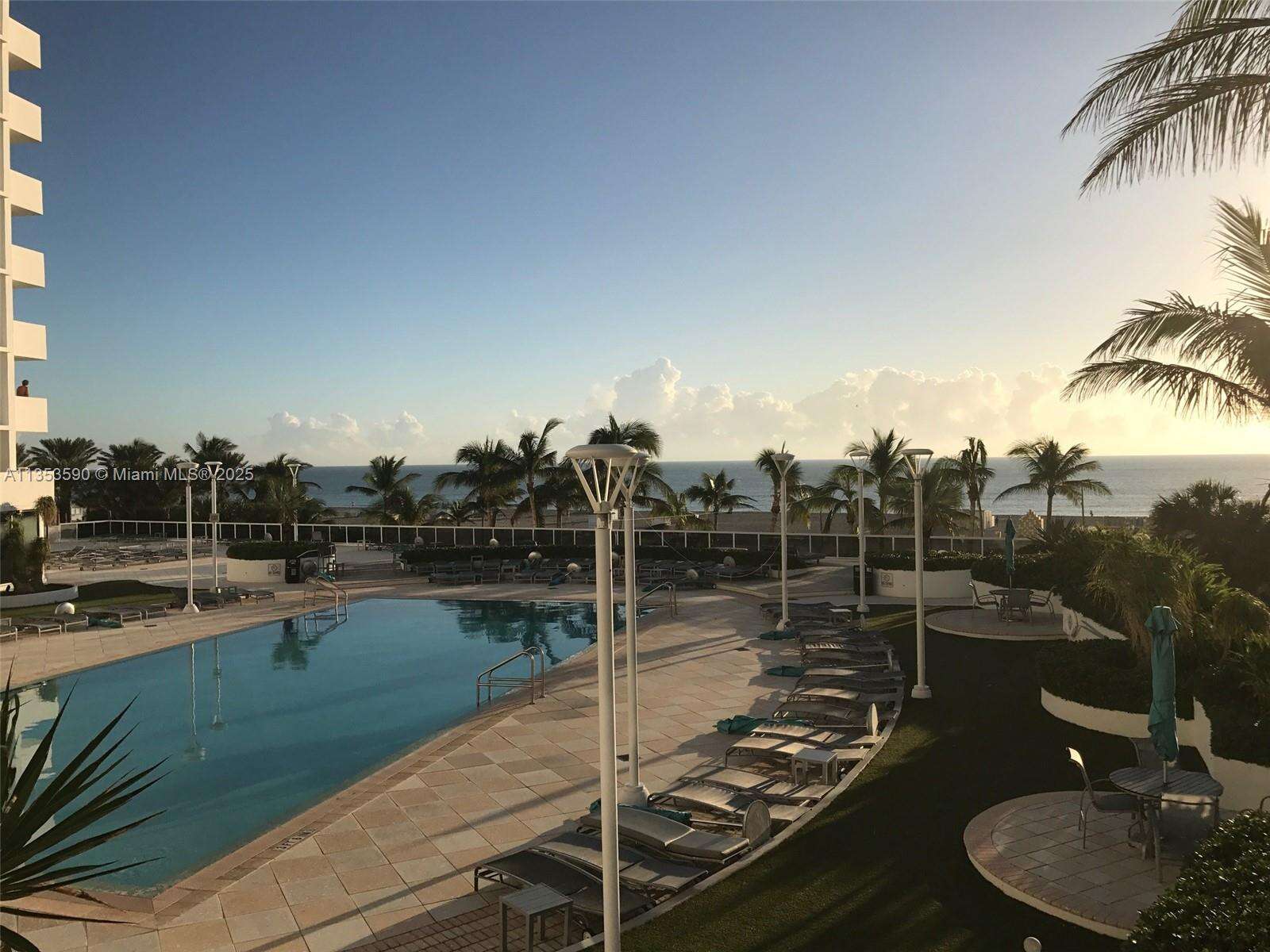 Decoplage at 100 Lincoln Rd, Miami Beach, FL 33139 - For Rent photo 69