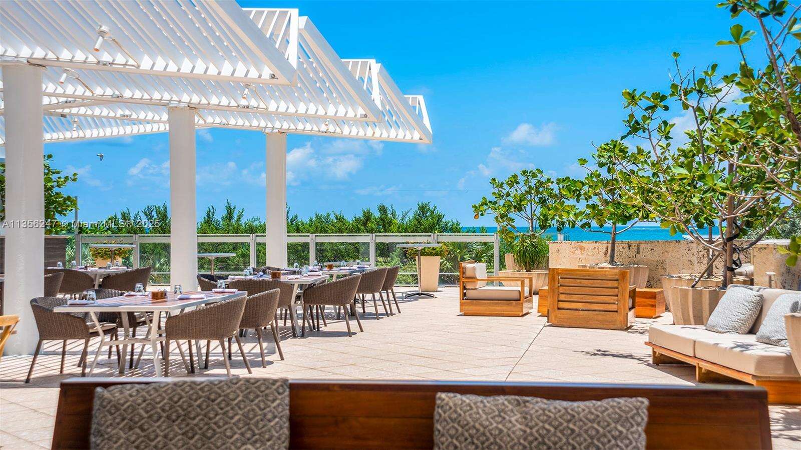 Central Carillon at Miami Beach, FL 33141 - For Rent photo 25