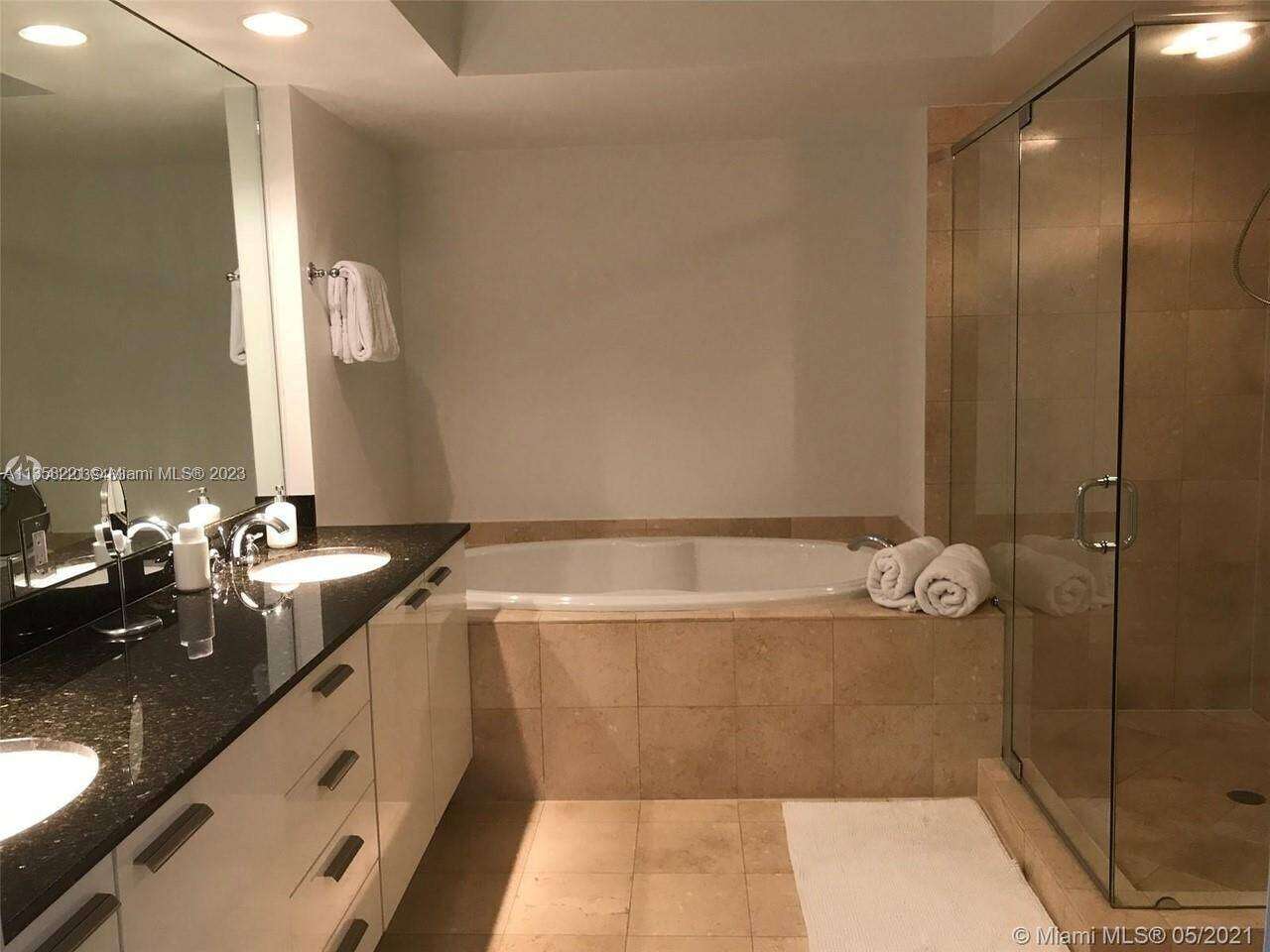The Beach Club Two at 1830 Ocean Dr, Hallandale Beach, FL 33009 - For Rent photo 6
