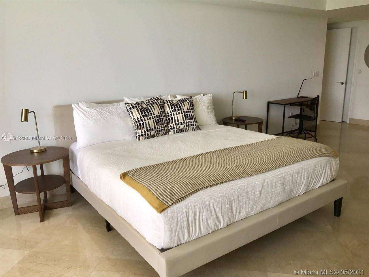 The Beach Club Two at 1830 Ocean Dr, Hallandale Beach, FL 33009 - For Rent photo 7