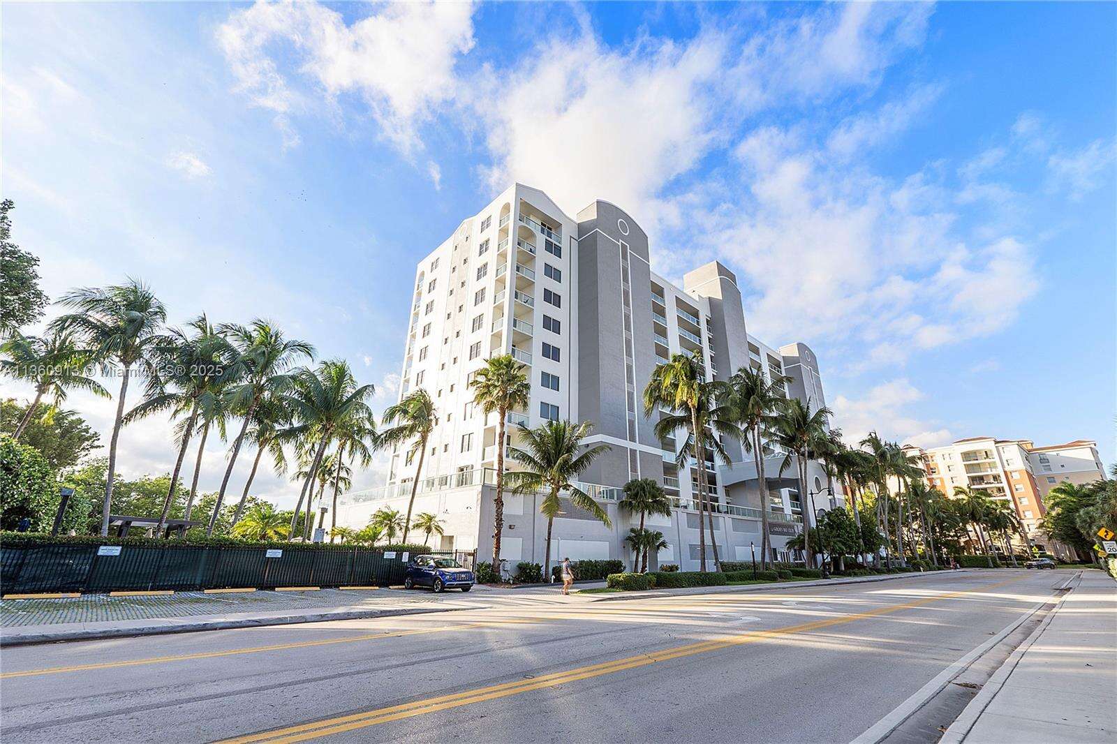 Golden Bay Club at 17050 Bay Rd, Sunny Isles Beach, FL 33160 - For Rent photo 41