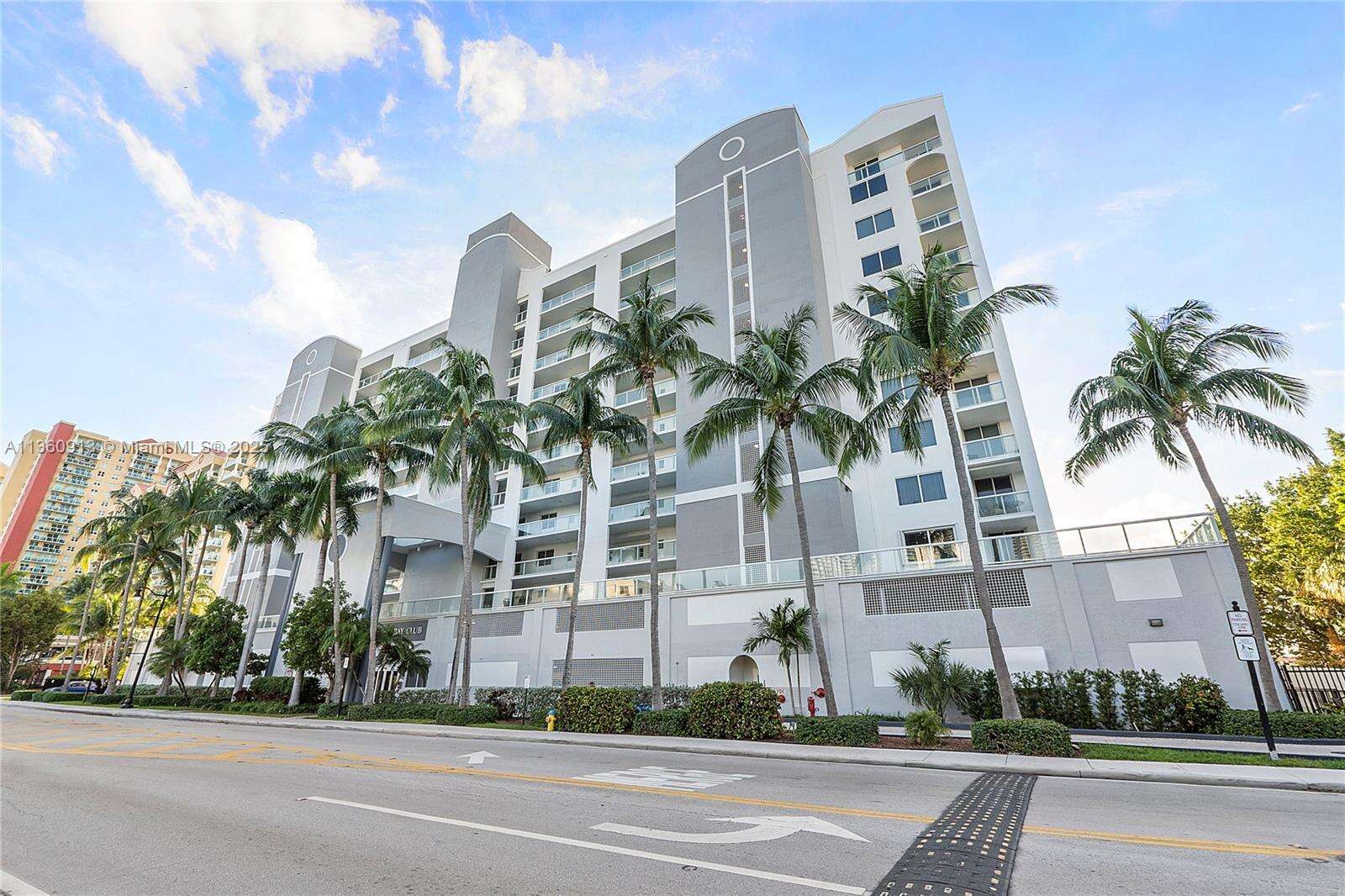Golden Bay Club at 17050 Bay Rd, Sunny Isles Beach, FL 33160 - For Rent photo 42