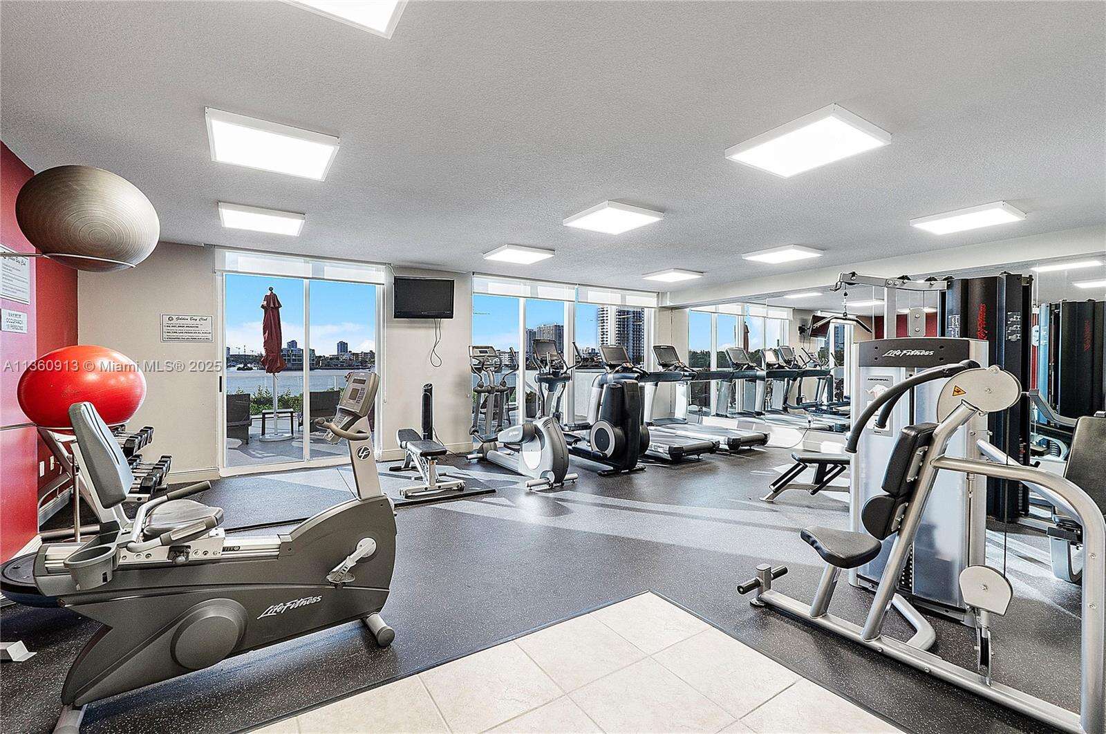 Golden Bay Club at 17050 Bay Rd, Sunny Isles Beach, FL 33160 - For Rent photo 50