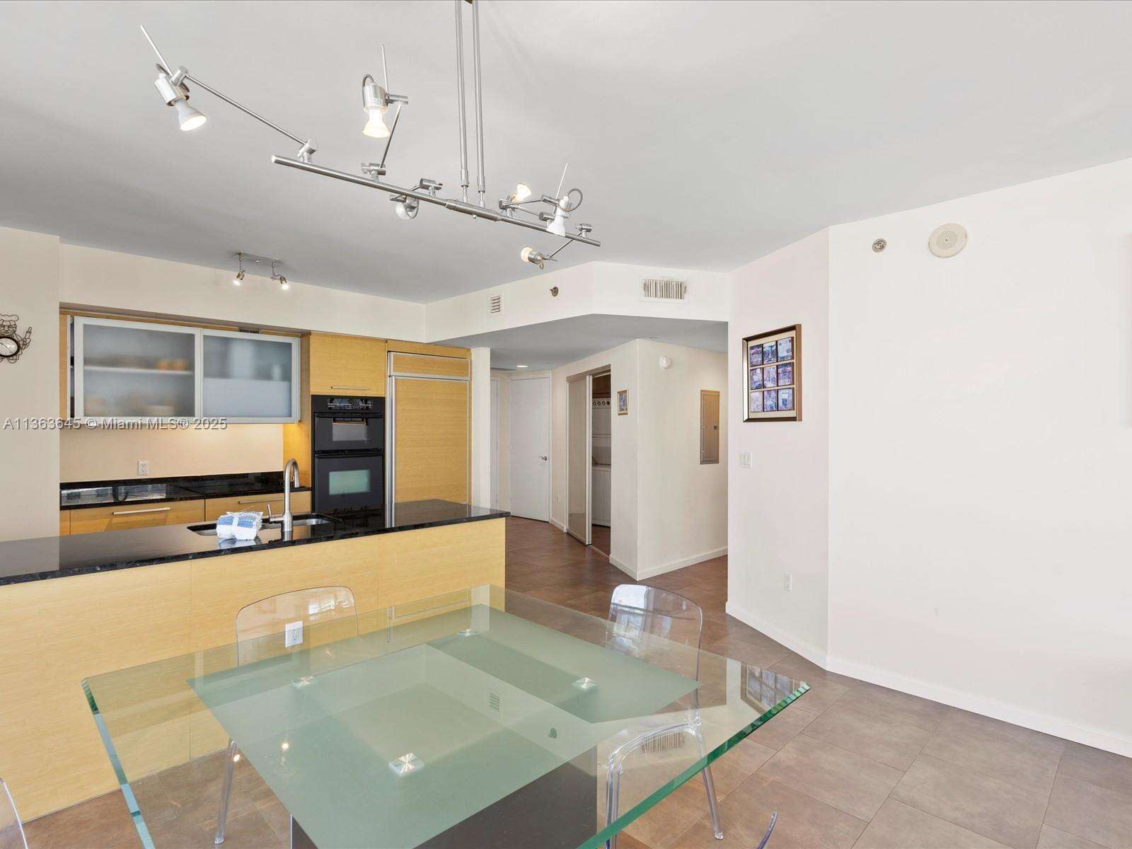 The Beach Club Two at 1830 Ocean Dr, Hallandale Beach, FL 33009 - For Rent photo 18