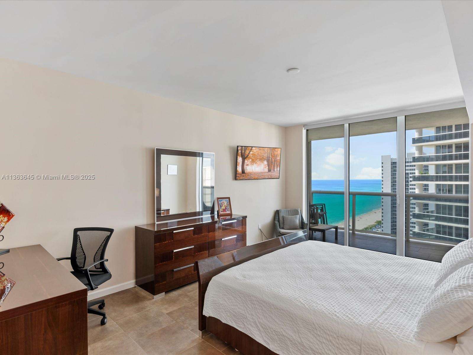 The Beach Club Two at 1830 Ocean Dr, Hallandale Beach, FL 33009 - For Rent photo 24