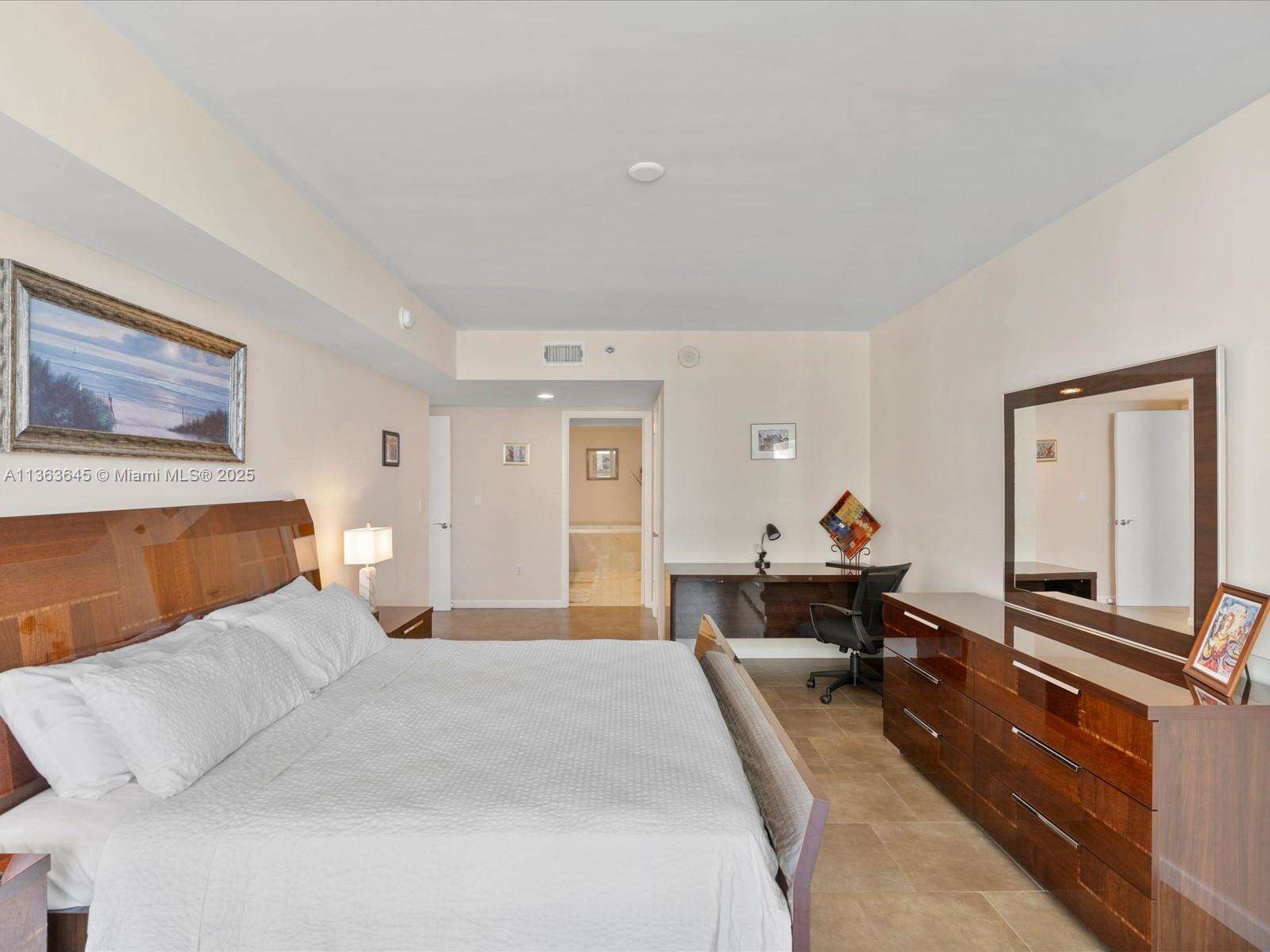 The Beach Club Two at 1830 Ocean Dr, Hallandale Beach, FL 33009 - For Rent photo 26