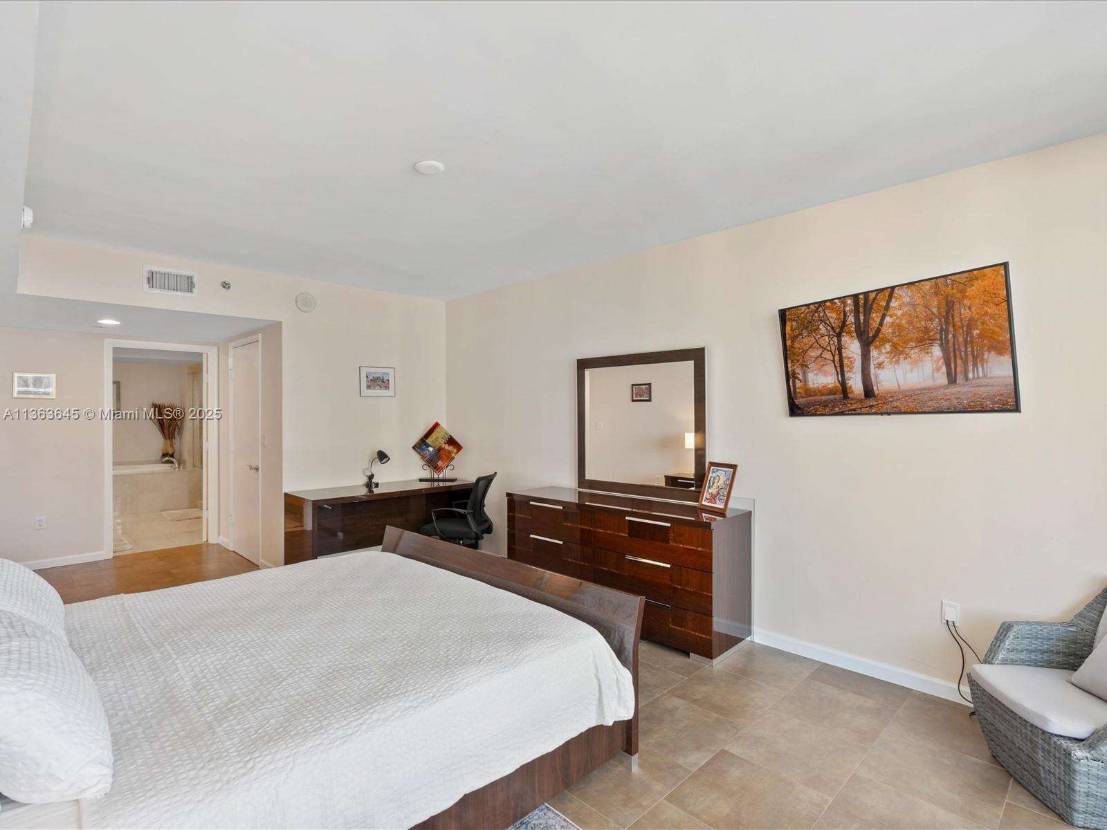 The Beach Club Two at 1830 Ocean Dr, Hallandale Beach, FL 33009 - For Rent photo 27