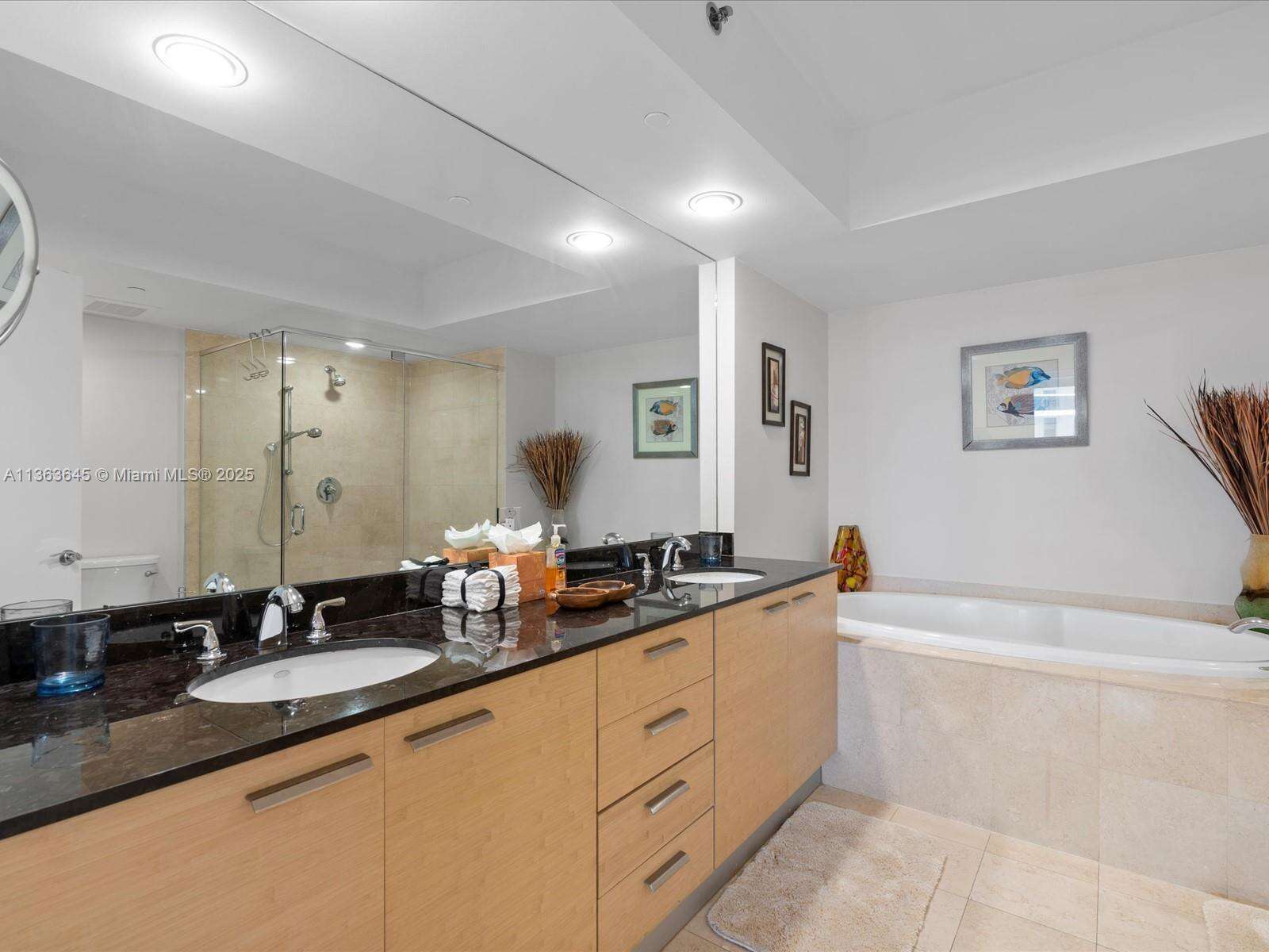 The Beach Club Two at 1830 Ocean Dr, Hallandale Beach, FL 33009 - For Rent photo 29