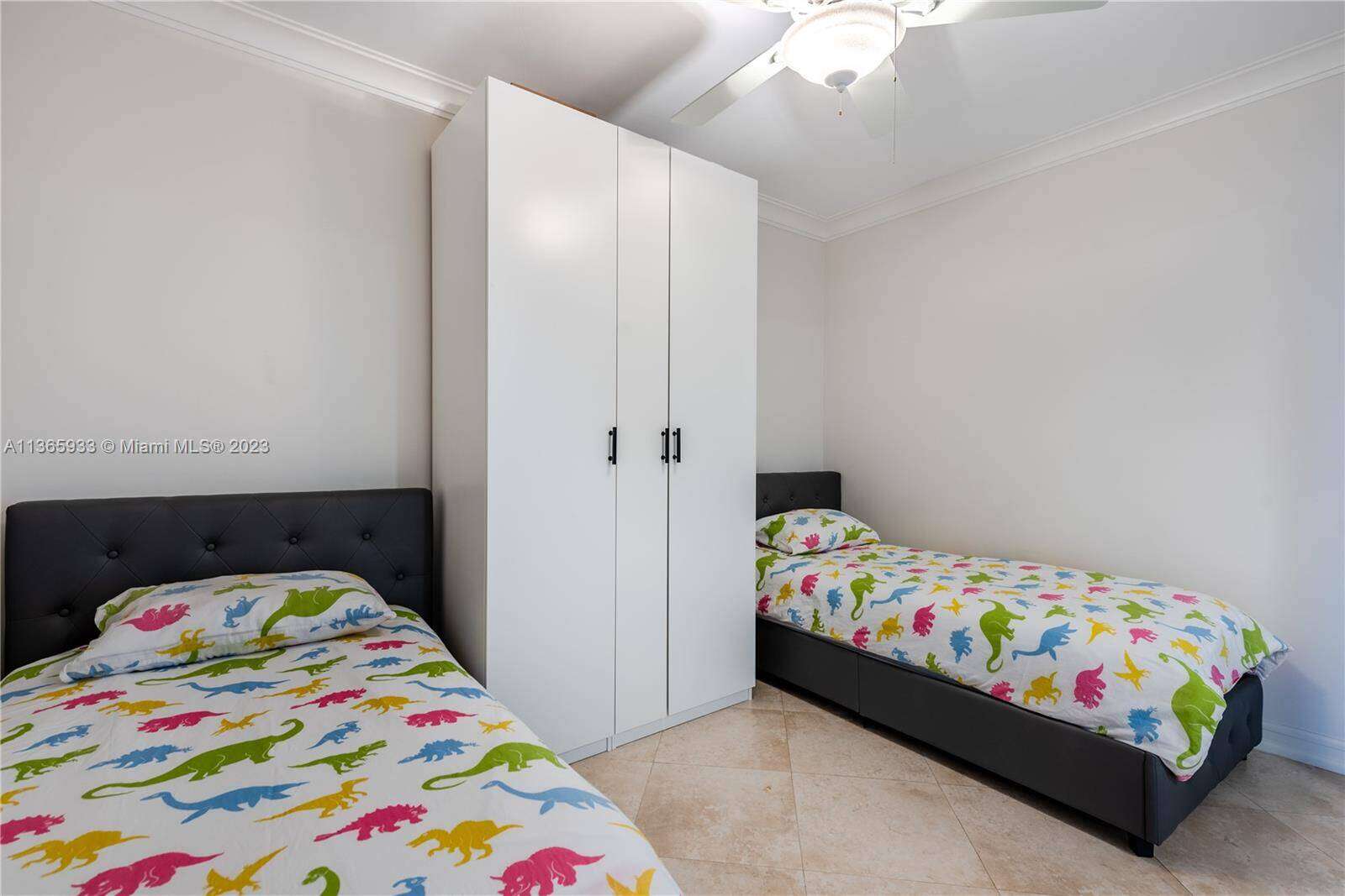 The Beach Club Two at 1830 Ocean Dr, Hallandale Beach, FL 33009 - For Rent photo 22