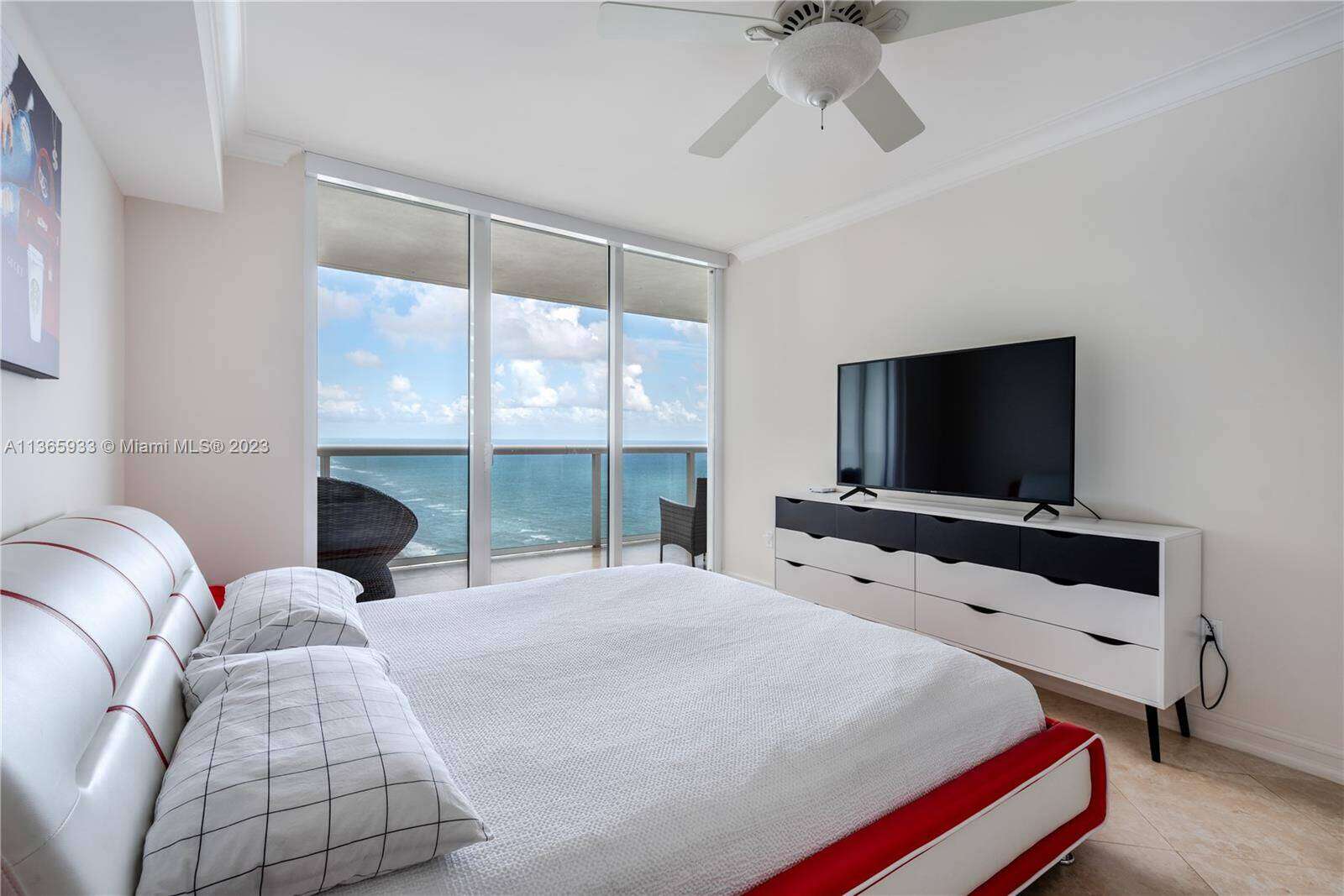 The Beach Club Two at 1830 Ocean Dr, Hallandale Beach, FL 33009 - For Rent photo 34