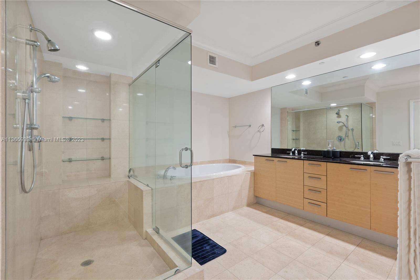 The Beach Club Two at 1830 Ocean Dr, Hallandale Beach, FL 33009 - For Rent photo 40