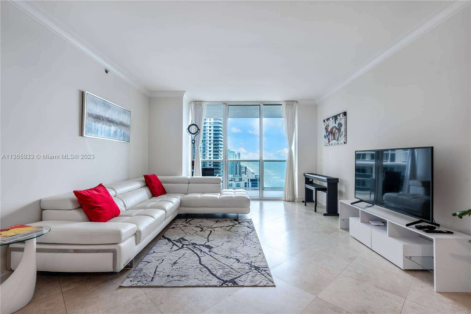 The Beach Club Two at 1830 Ocean Dr, Hallandale Beach, FL 33009 - For Rent photo 6