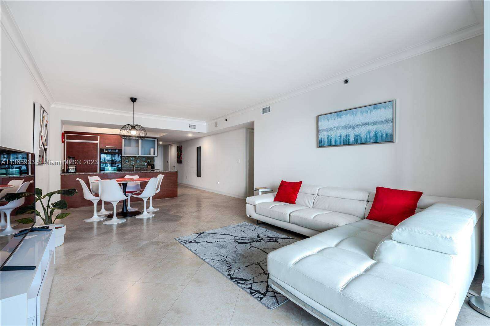 The Beach Club Two at 1830 Ocean Dr, Hallandale Beach, FL 33009 - For Rent photo 9