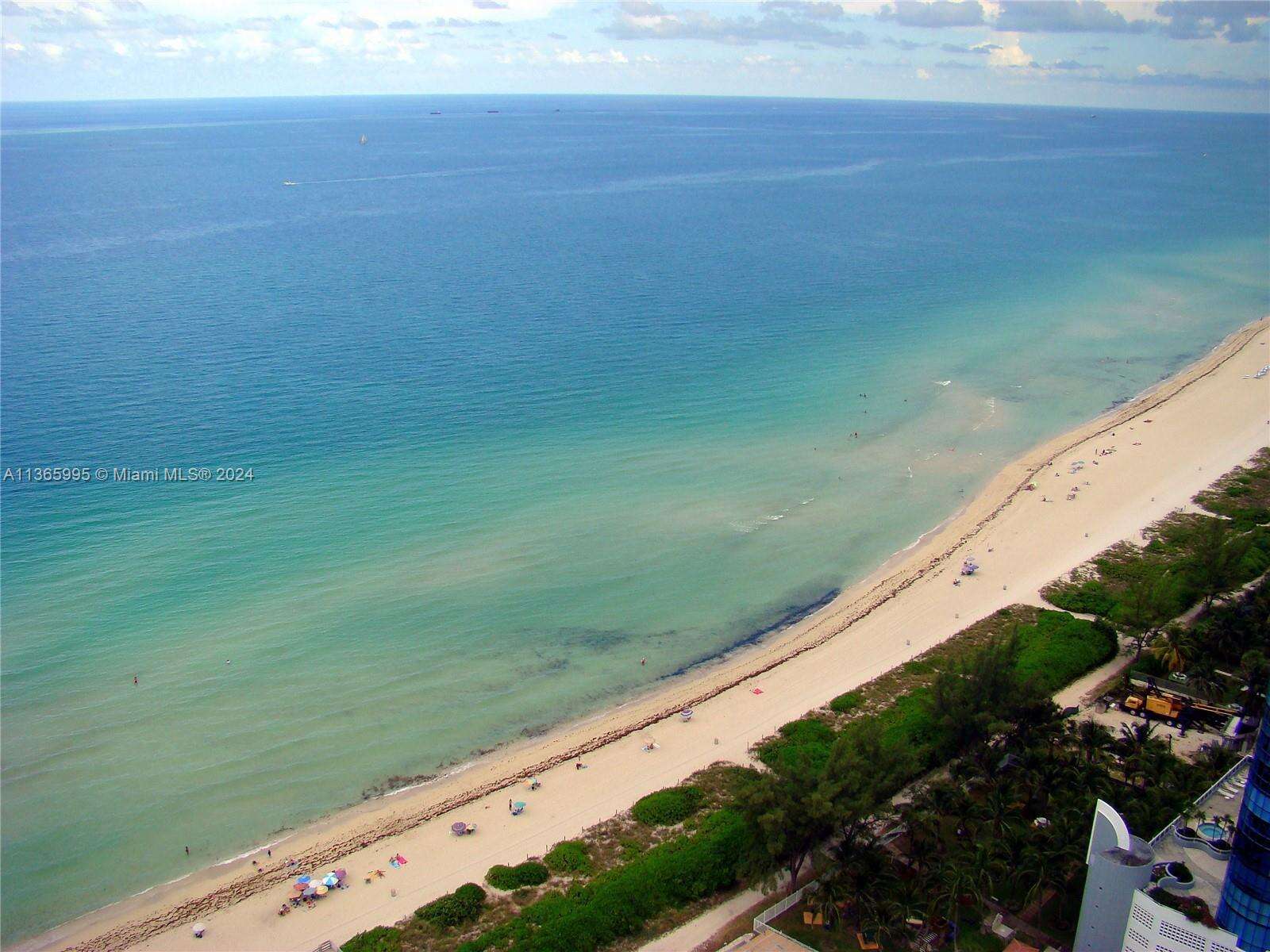 Akoya at 6365 Collins Ave, Miami Beach, FL 33141 - For Rent photo 2