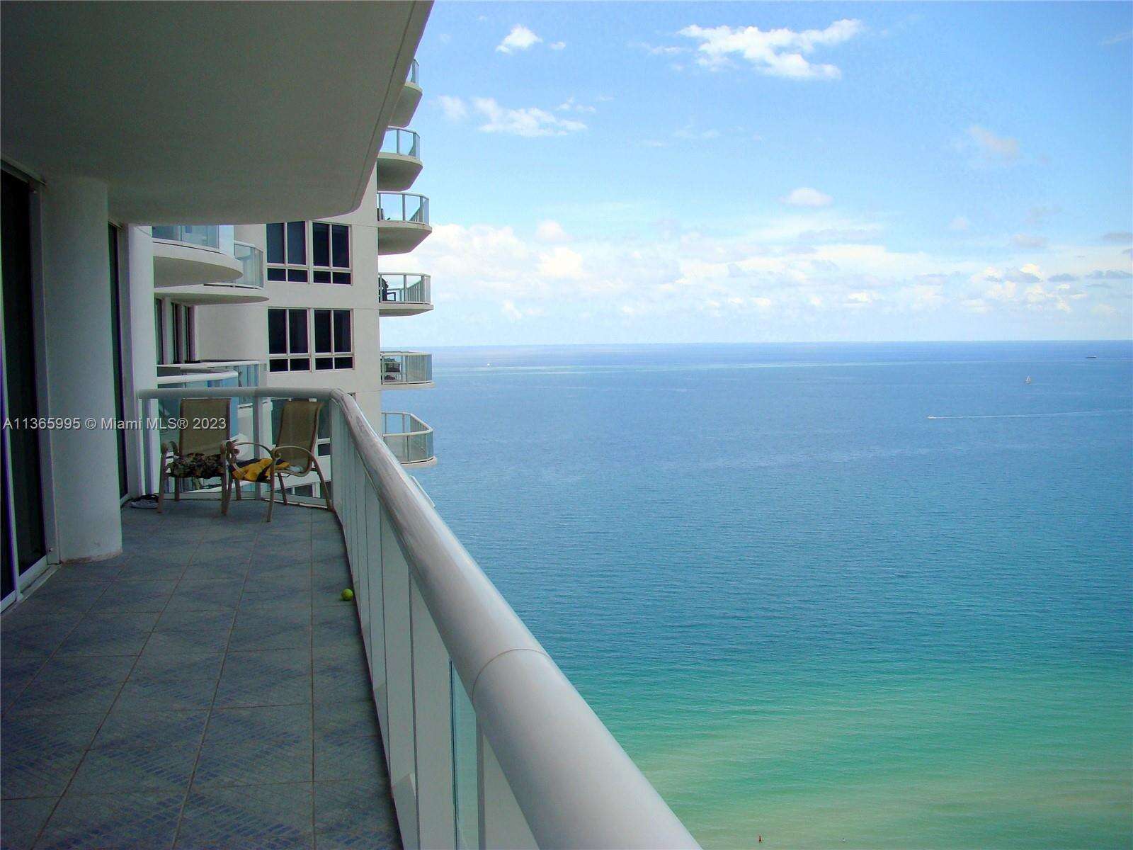 Akoya at 6365 Collins Ave, Miami Beach, FL 33141 - For Rent photo 14