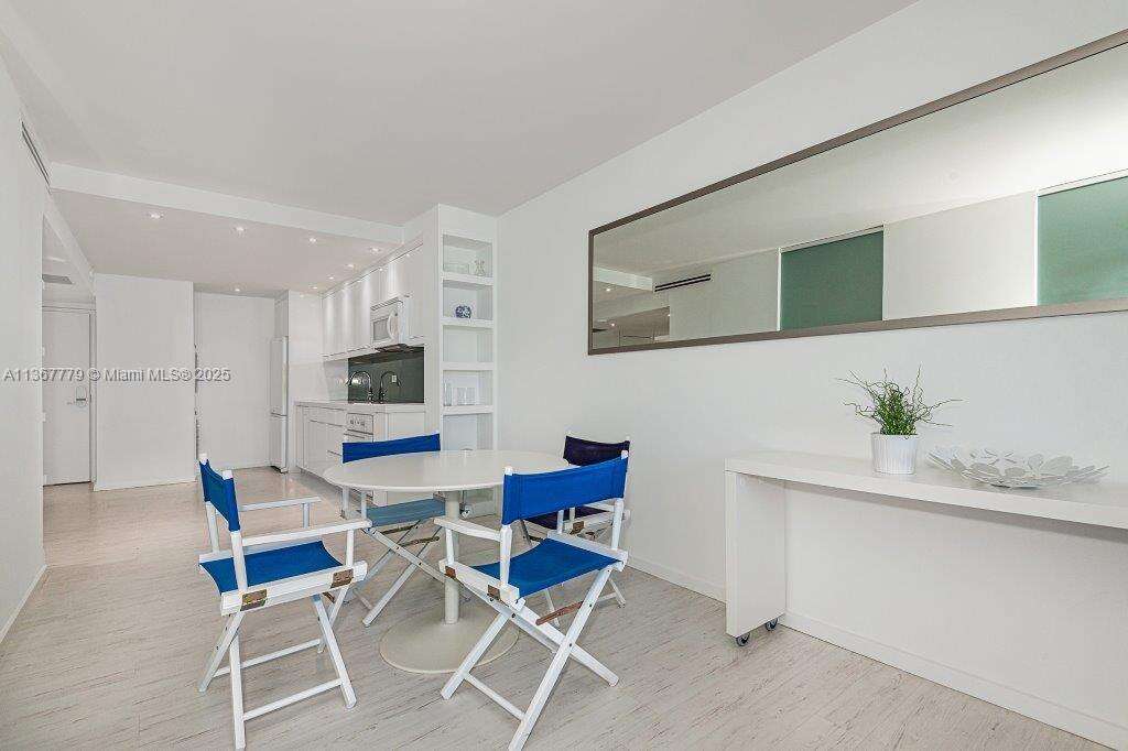 Roney Palace at 2301 Collins Ave, Miami Beach, FL 33139 - For Rent photo 16