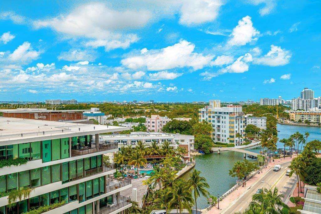 Roney Palace at 2301 Collins Ave, Miami Beach, FL 33139 - For Rent photo 21