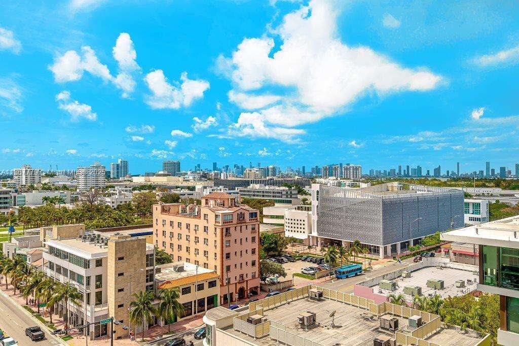 Roney Palace at 2301 Collins Ave, Miami Beach, FL 33139 - For Rent photo 4