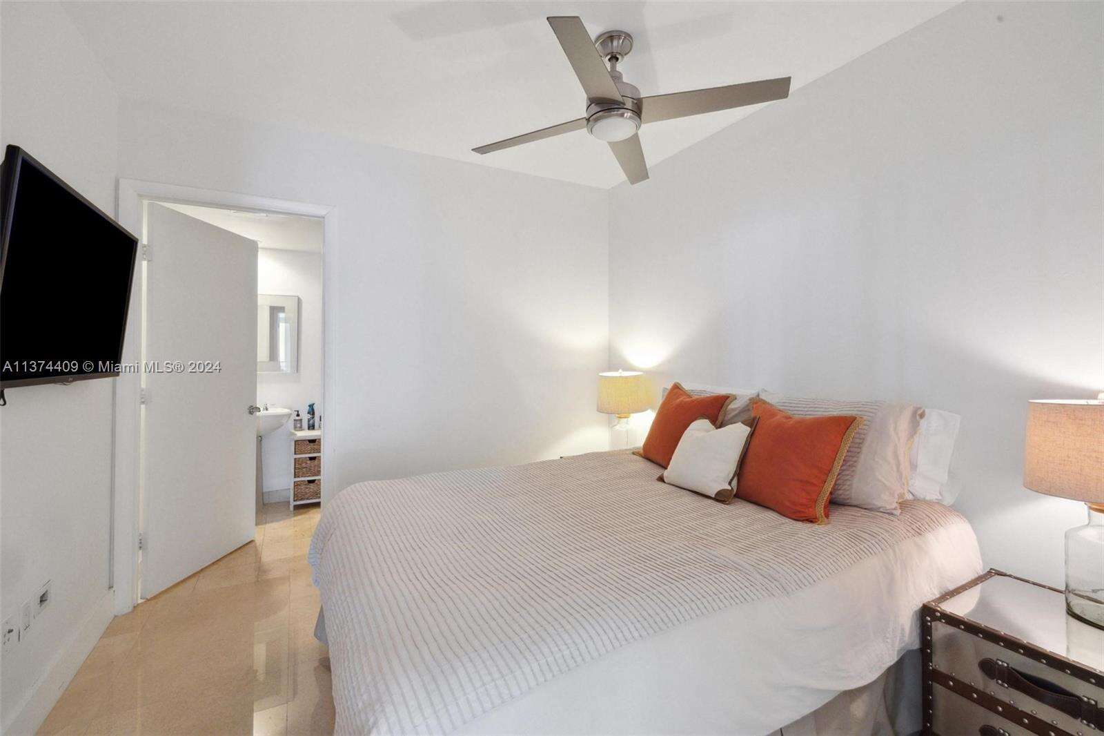 The Beach Club Two at 1830 Ocean Dr, Hallandale Beach, FL 33009 - For Rent photo 21